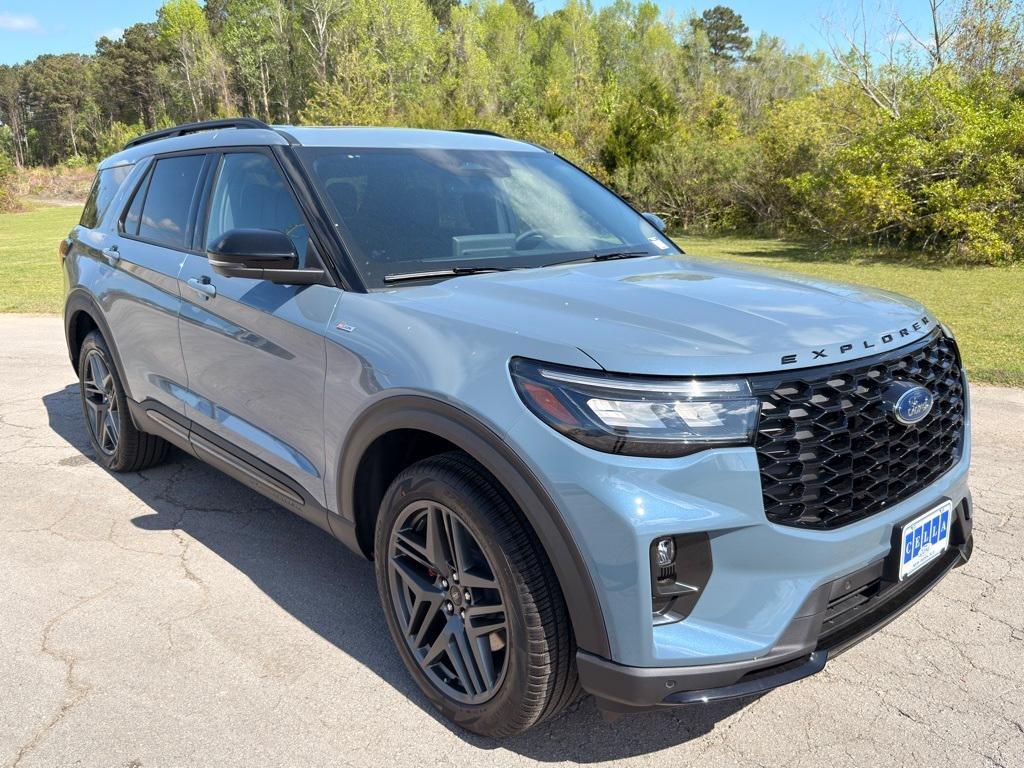 new 2025 Ford Explorer car, priced at $53,250