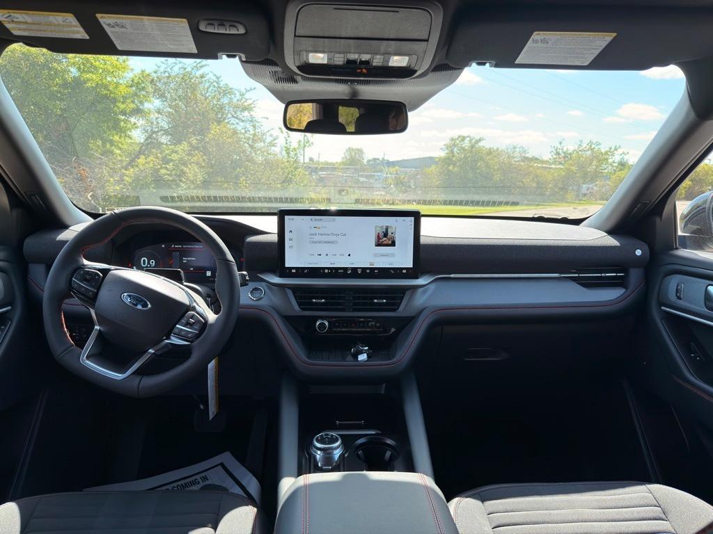 new 2025 Ford Explorer car, priced at $53,250