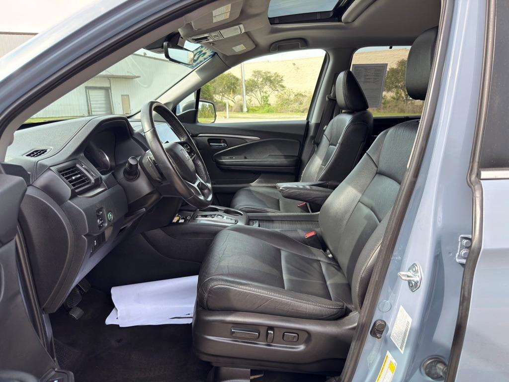 used 2022 Honda Pilot car, priced at $34,984