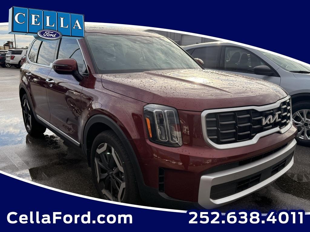 used 2024 Kia Telluride car, priced at $35,878