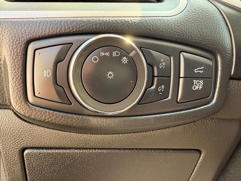 used 2020 Ford Edge car, priced at $15,956