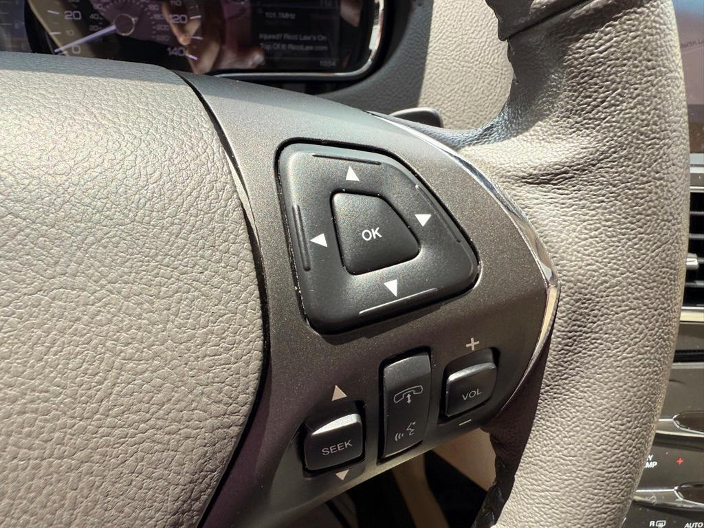 used 2019 Lincoln MKT car, priced at $22,924