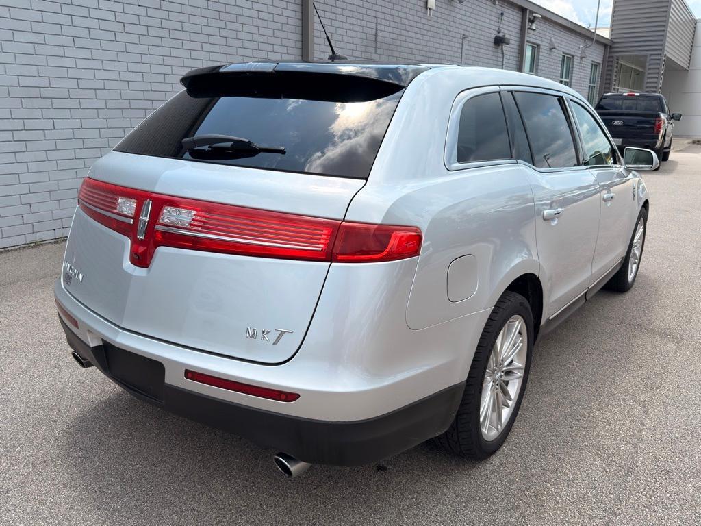 used 2019 Lincoln MKT car, priced at $22,924
