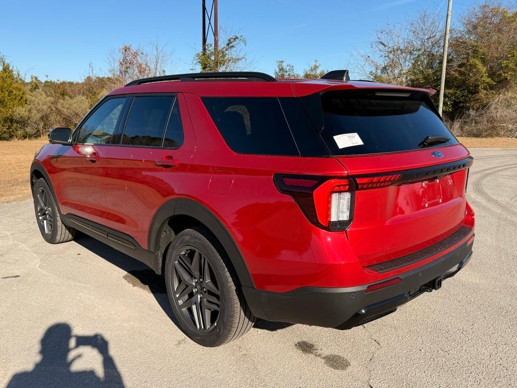 new 2025 Ford Explorer car, priced at $51,750