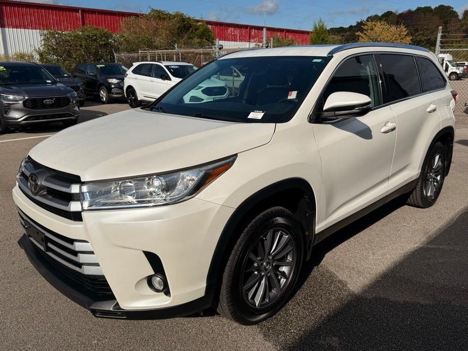 used 2019 Toyota Highlander car, priced at $30,307