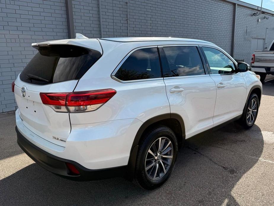 used 2019 Toyota Highlander car, priced at $30,307