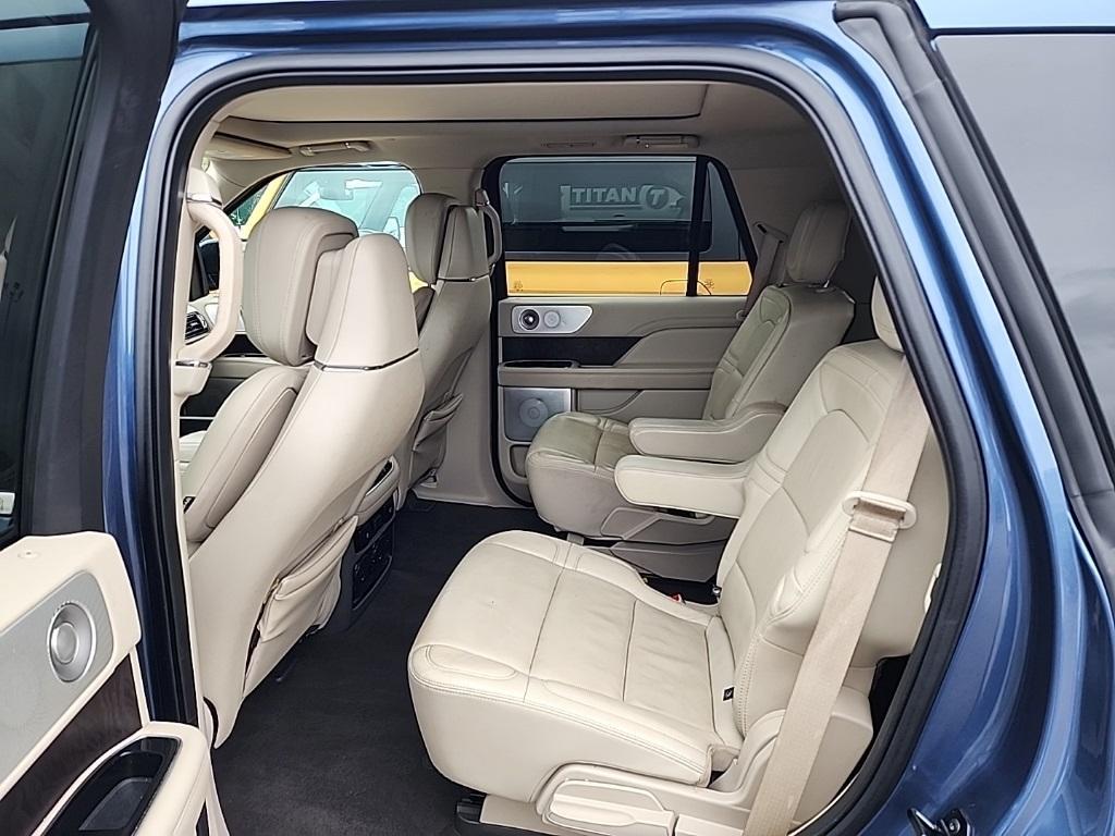 used 2020 Lincoln Navigator car, priced at $39,988