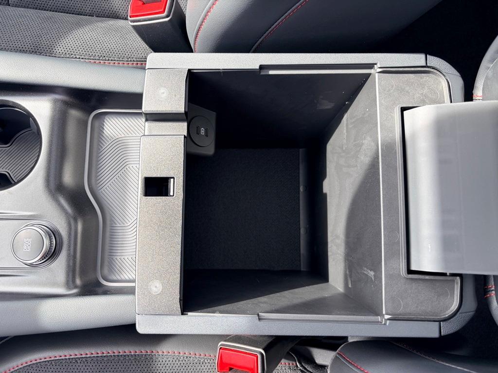 new 2025 Ford Explorer car, priced at $60,455
