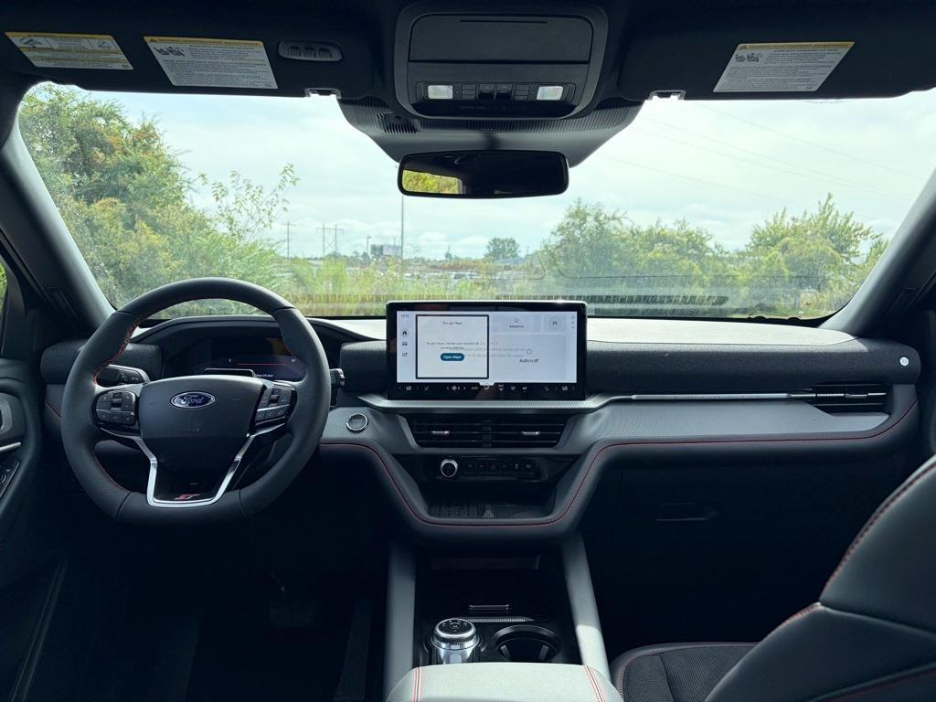 new 2025 Ford Explorer car, priced at $60,455