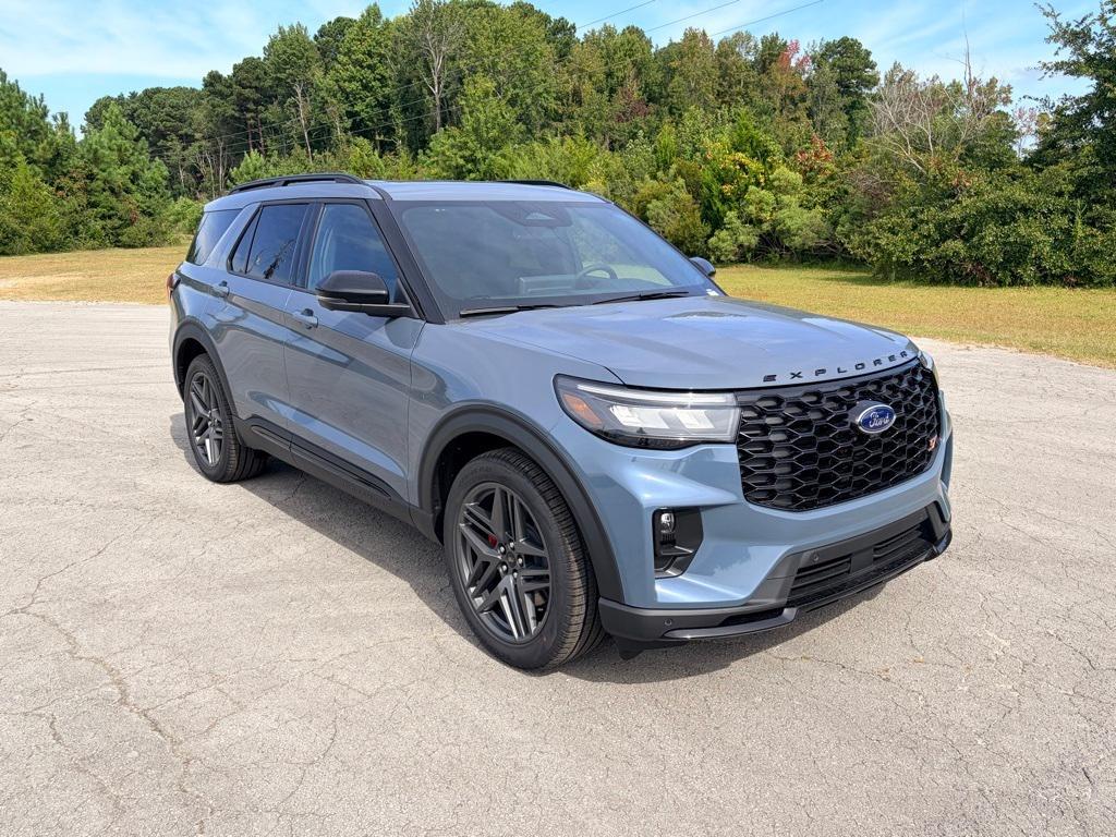new 2025 Ford Explorer car, priced at $60,455