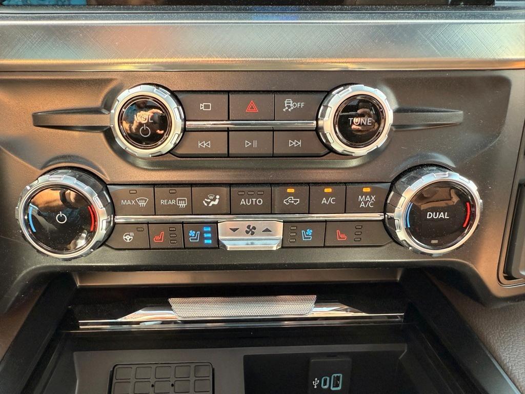 new 2025 Ford F-350 car, priced at $100,490