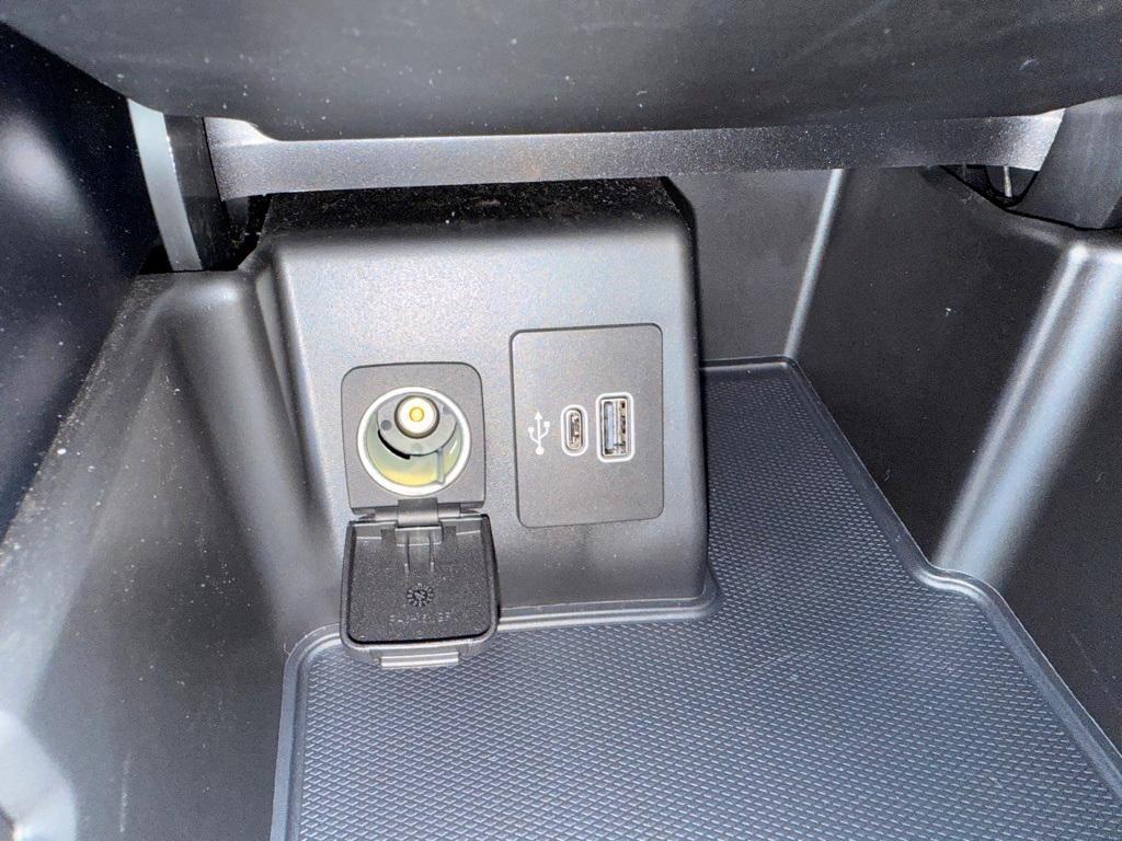 new 2025 Ford Explorer car, priced at $48,545