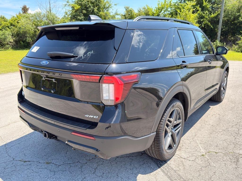 new 2025 Ford Explorer car, priced at $48,545