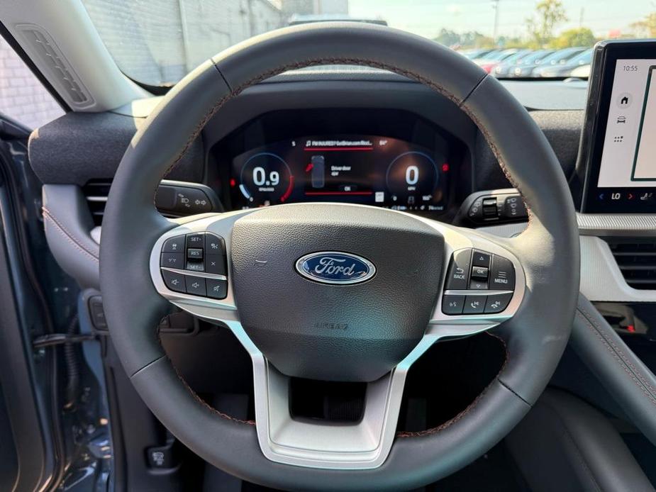 new 2025 Ford Explorer car, priced at $40,345