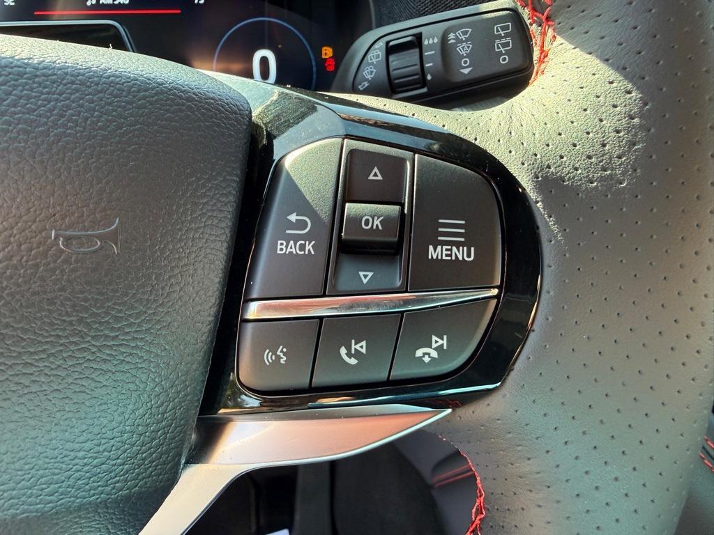 new 2025 Ford Explorer car, priced at $49,180