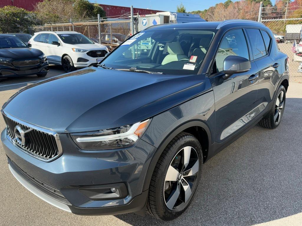 used 2021 Volvo XC40 car, priced at $21,450