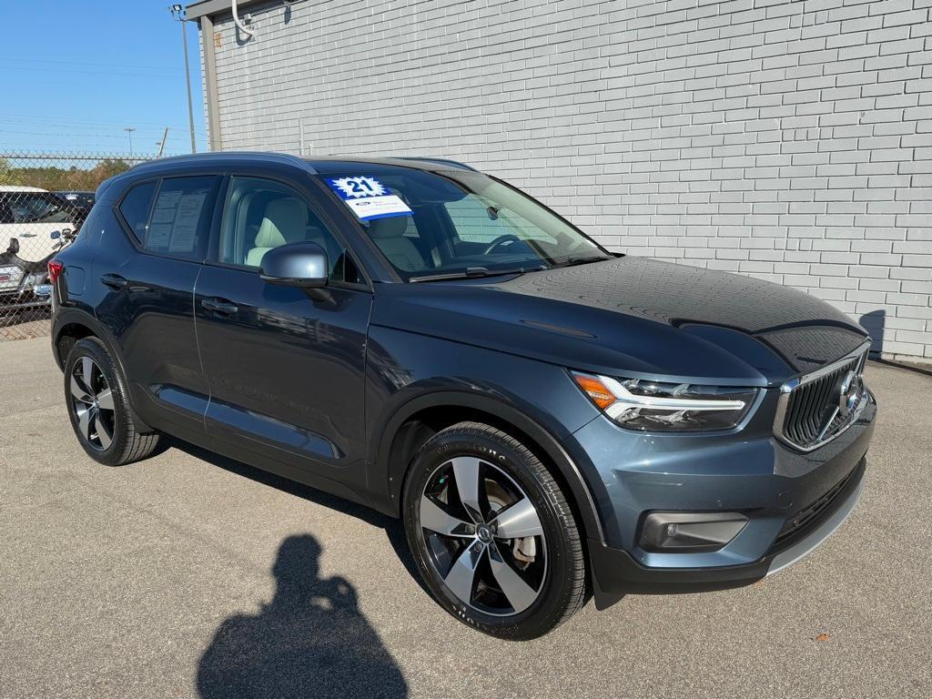 used 2021 Volvo XC40 car, priced at $21,450