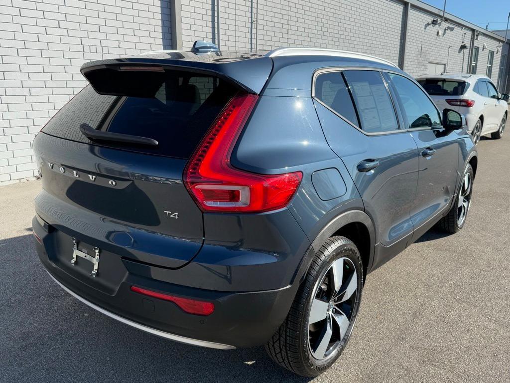 used 2021 Volvo XC40 car, priced at $21,450