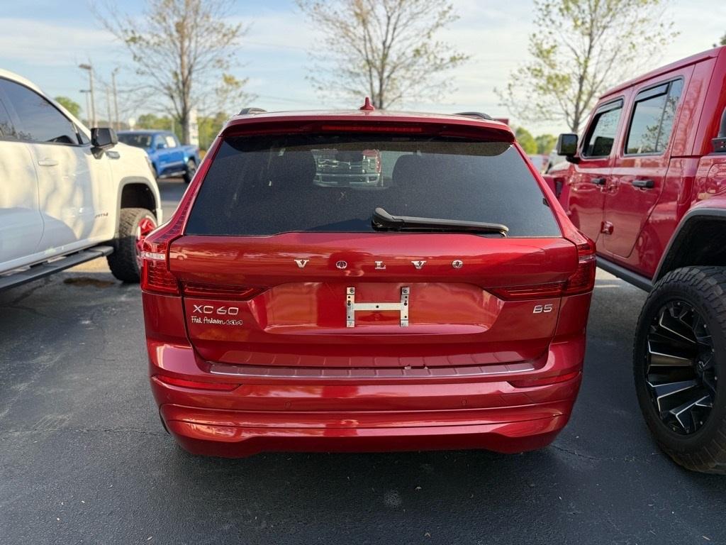 used 2022 Volvo XC60 car, priced at $32,854