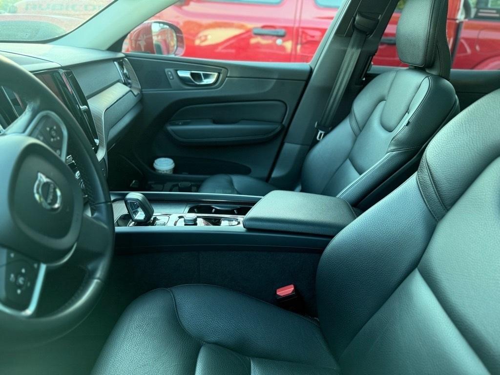 used 2022 Volvo XC60 car, priced at $32,854