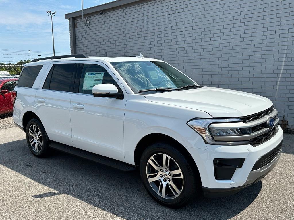 new 2024 Ford Expedition car, priced at $61,995