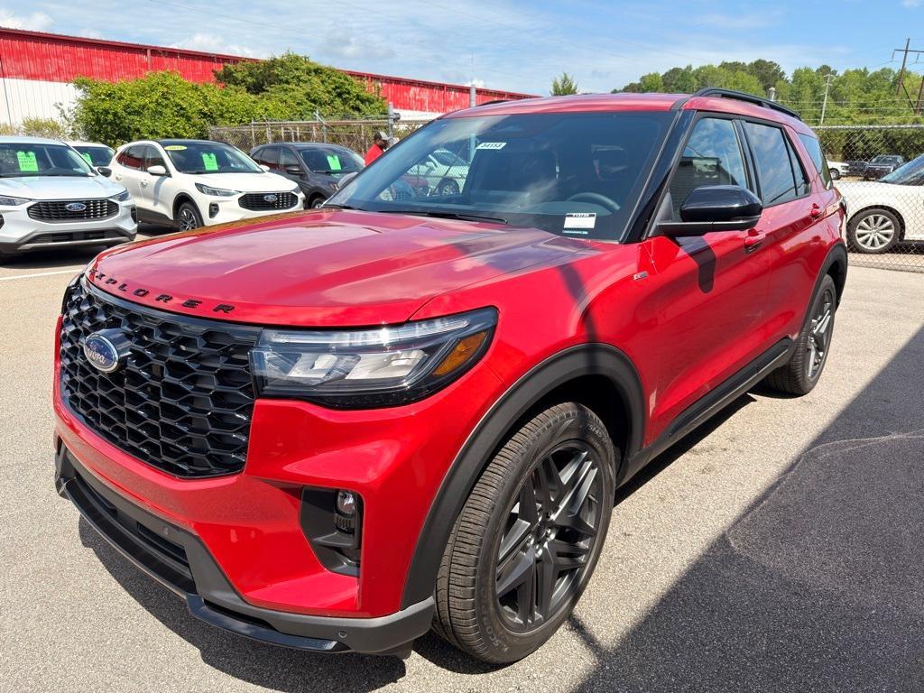 new 2025 Ford Explorer car, priced at $49,640