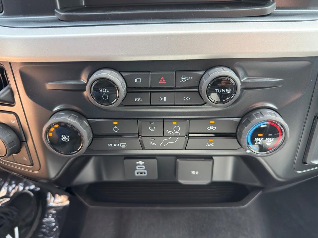 new 2025 Ford F-250 car, priced at $72,845