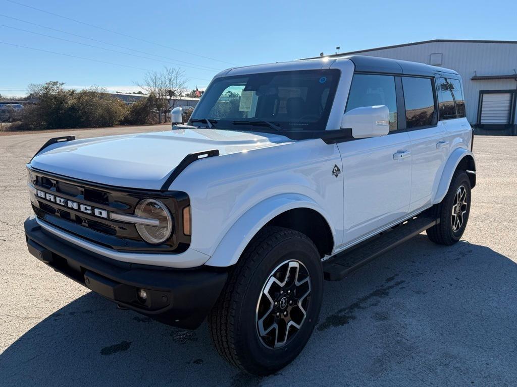 new 2024 Ford Bronco car, priced at $54,805