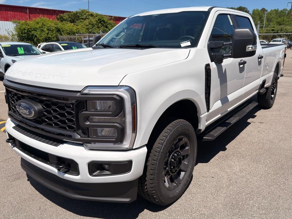 new 2025 Ford F-350 car, priced at $64,190