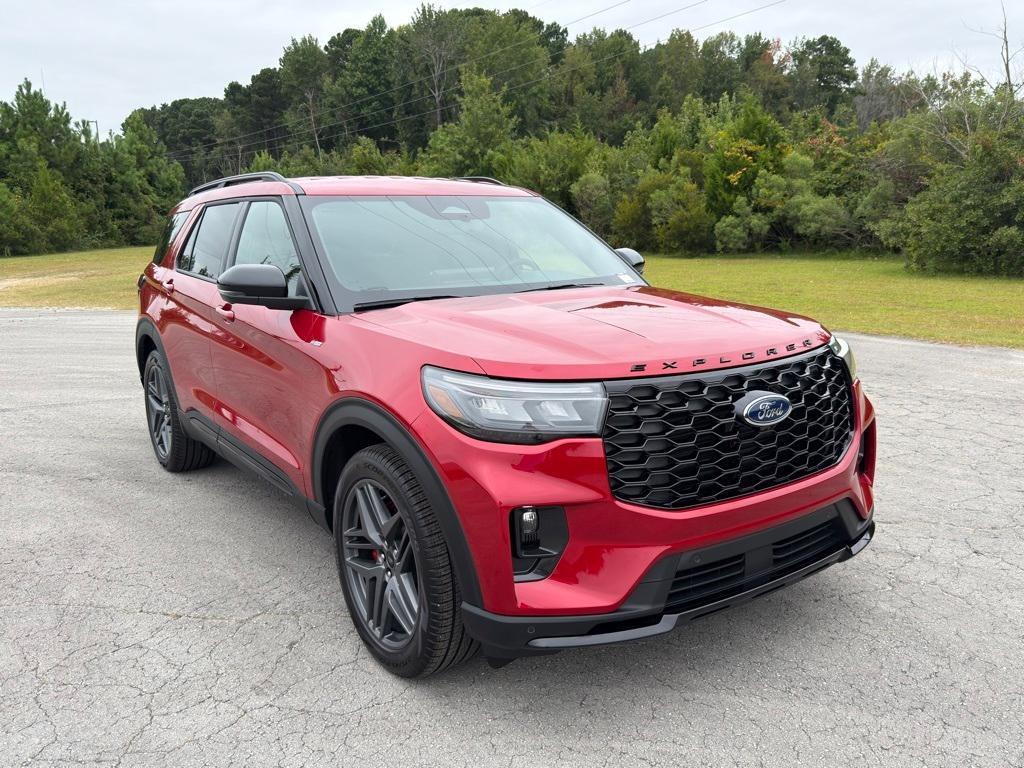 new 2025 Ford Explorer car, priced at $48,175