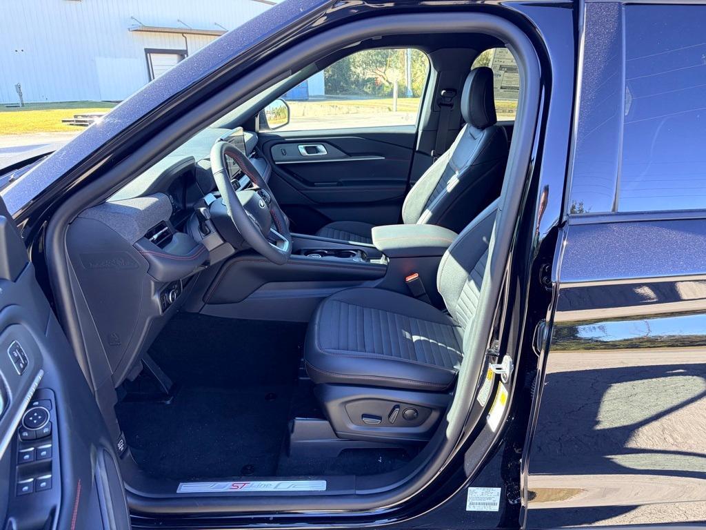 new 2026 Ford Explorer car, priced at $50,455