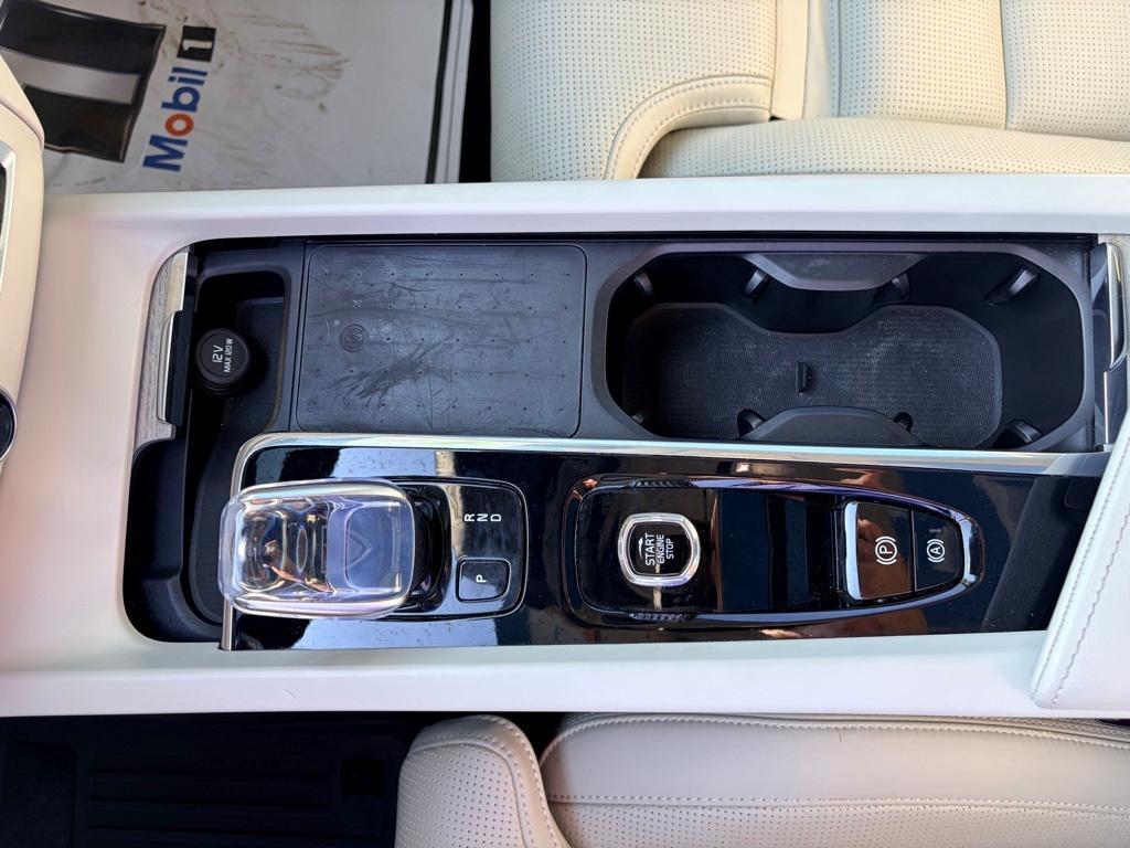 used 2022 Volvo XC60 car, priced at $34,503