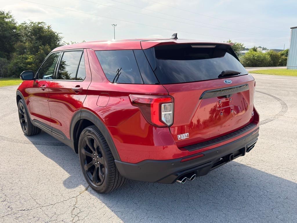 used 2021 Ford Explorer car, priced at $37,326