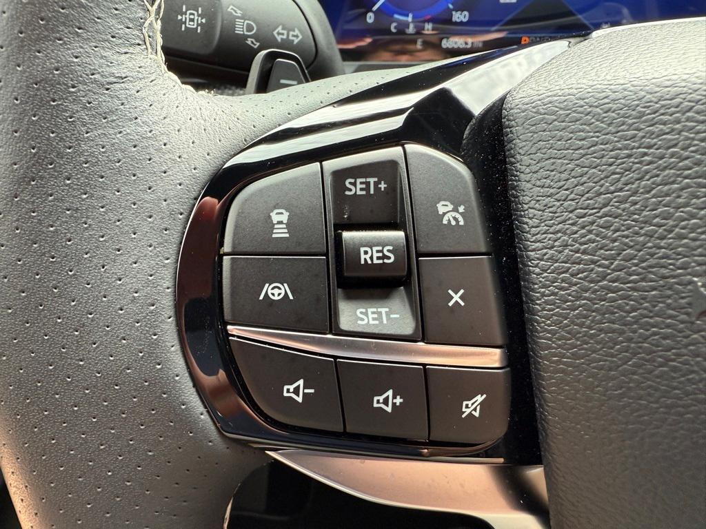 used 2024 Ford Explorer car, priced at $49,843