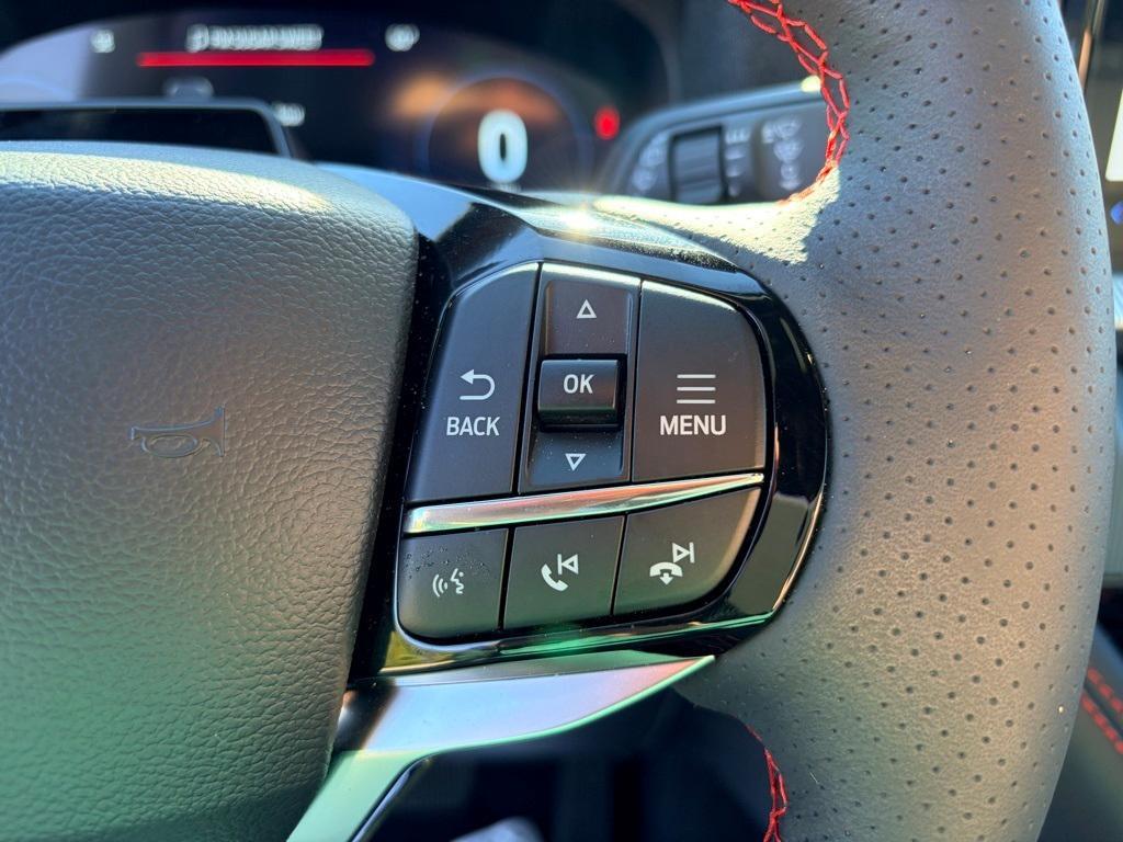 new 2025 Ford Explorer car, priced at $47,180