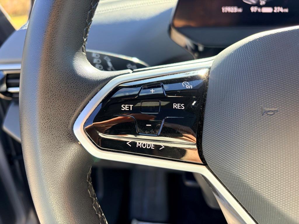 used 2023 Volkswagen ID.4 car, priced at $20,945