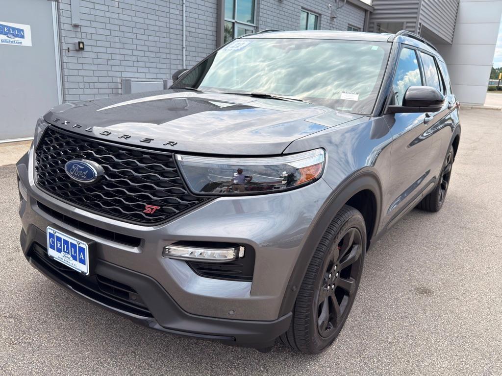 used 2022 Ford Explorer car, priced at $44,947