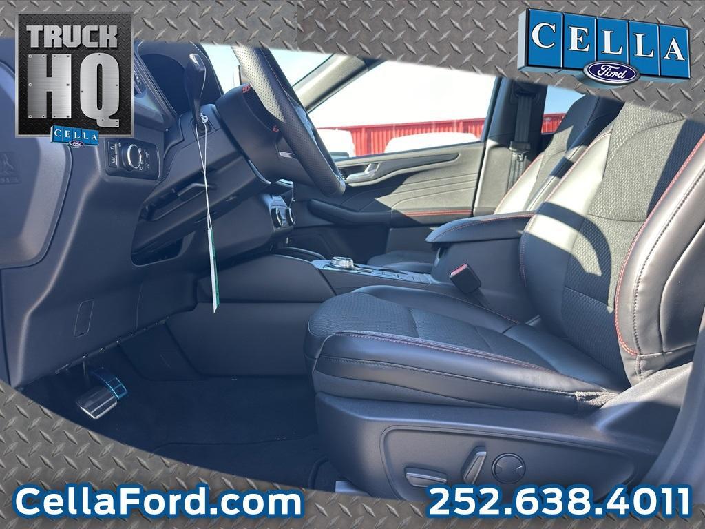 new 2024 Ford Escape car, priced at $26,995