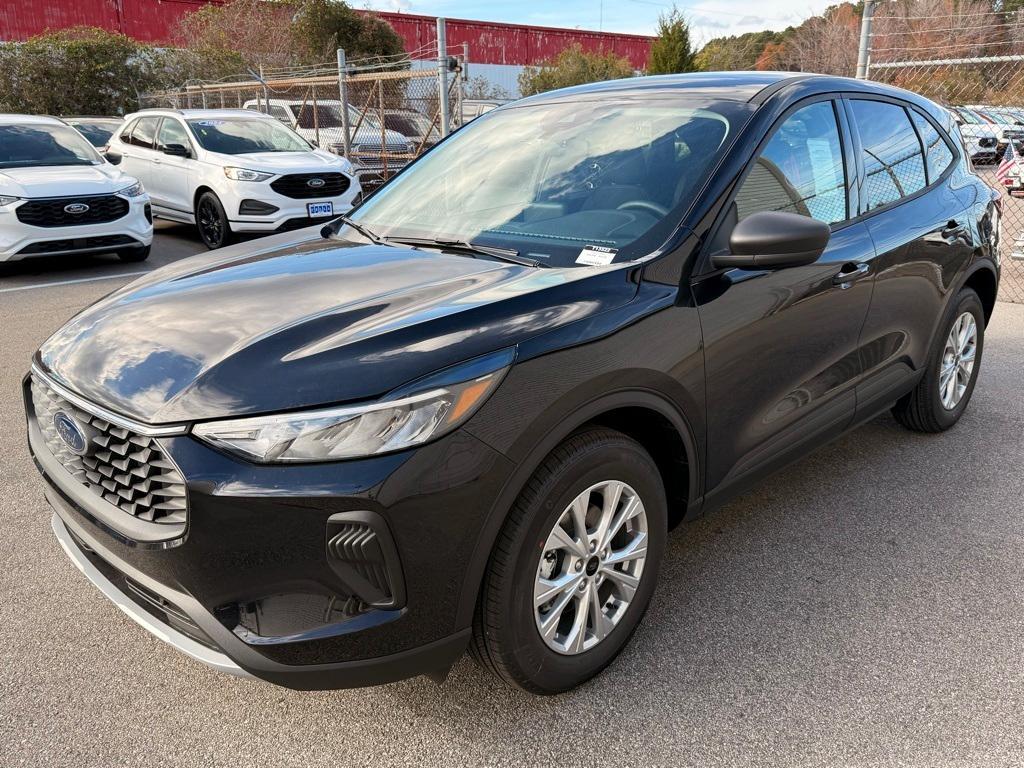 new 2025 Ford Escape car, priced at $28,645