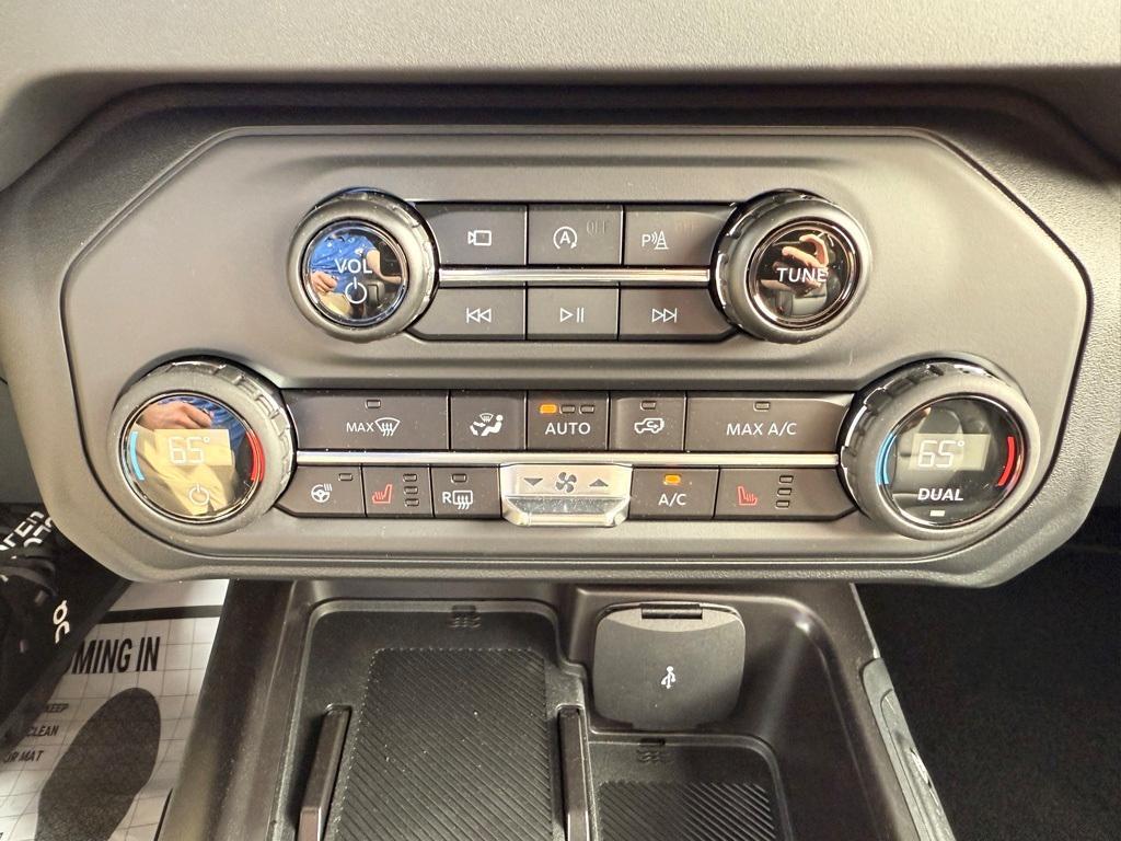 new 2025 Ford Bronco car, priced at $57,100