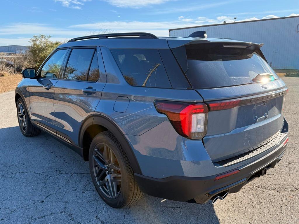 new 2025 Ford Explorer car, priced at $60,340