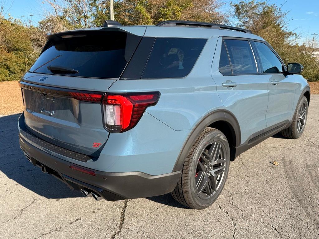 new 2025 Ford Explorer car, priced at $60,340