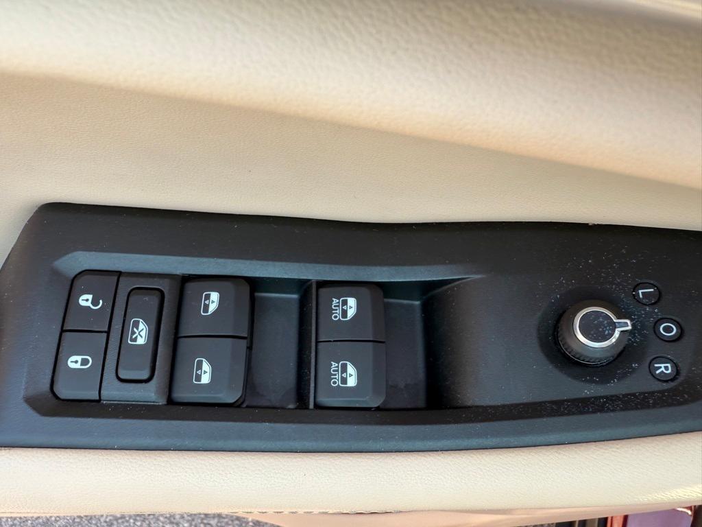 used 2021 Jeep Grand Cherokee L car, priced at $32,372