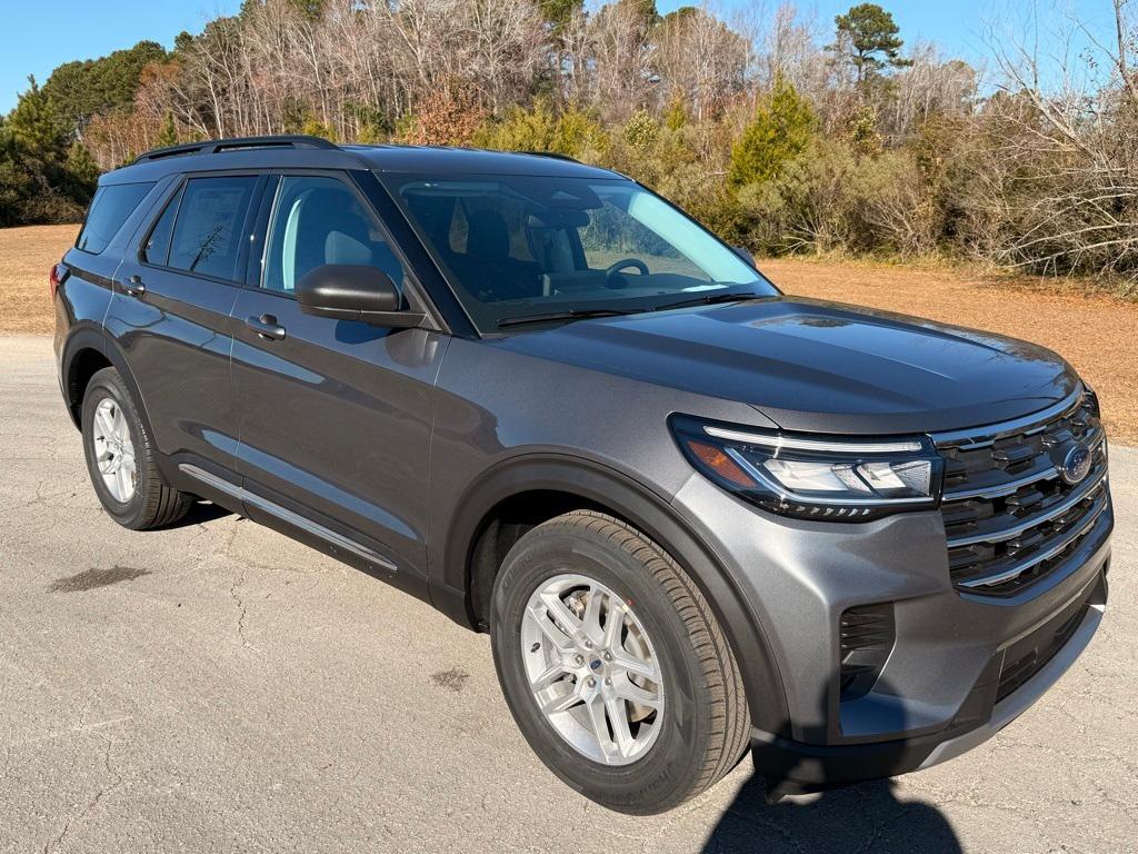 new 2025 Ford Explorer car, priced at $39,950