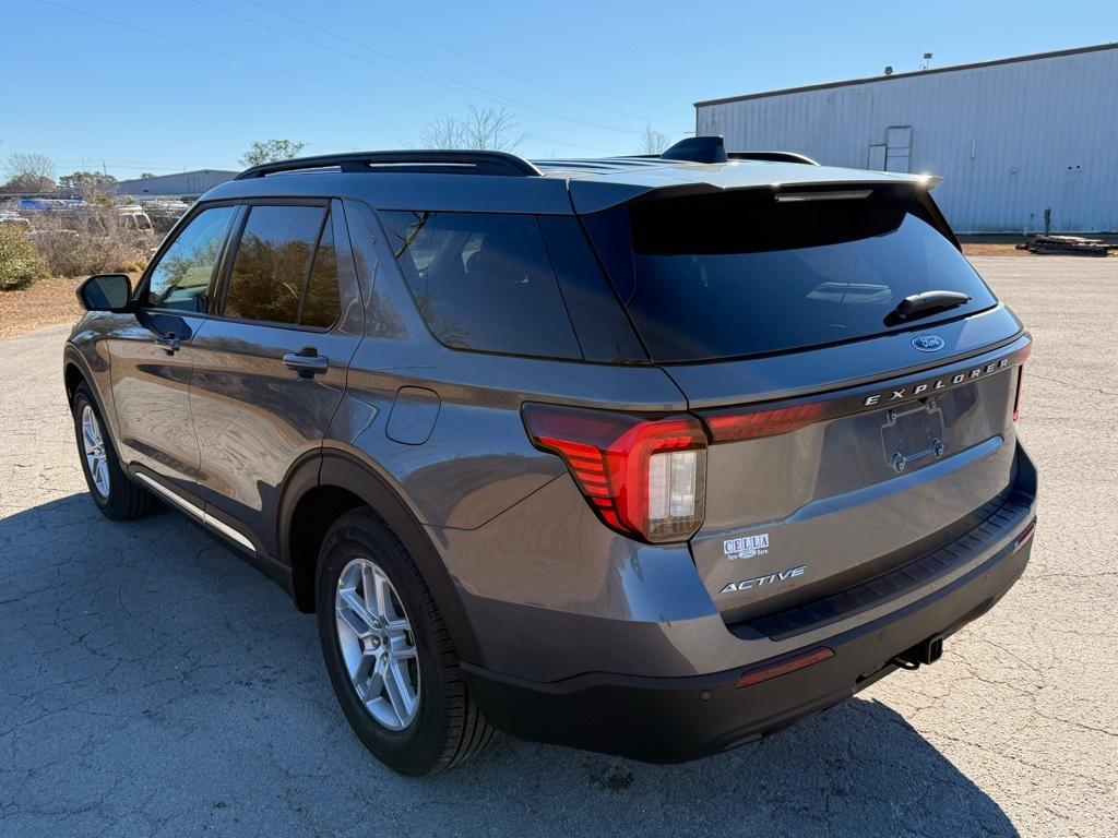 new 2025 Ford Explorer car, priced at $39,950