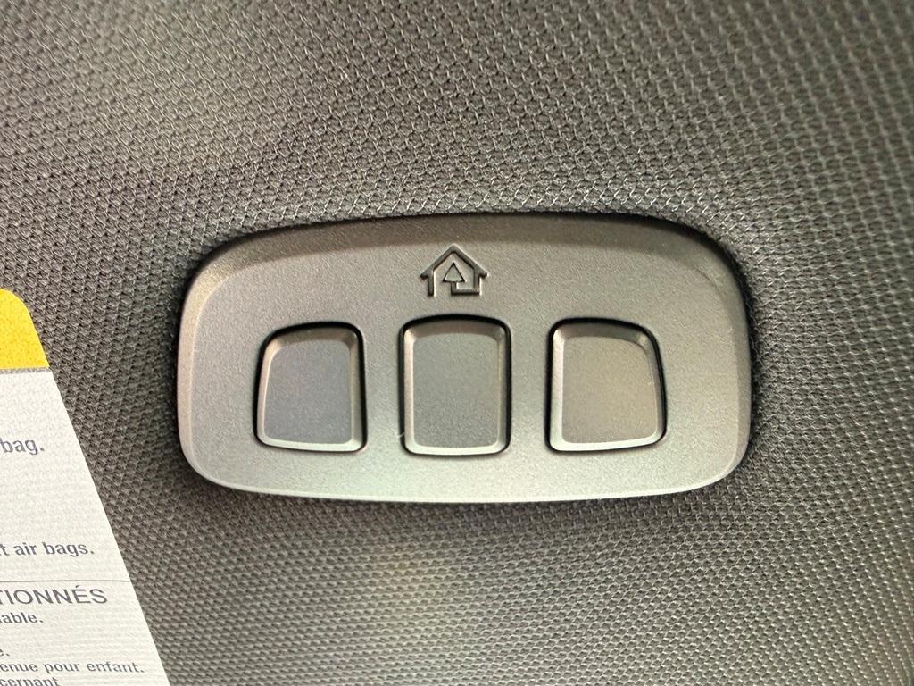 new 2025 Ford Explorer car, priced at $51,870
