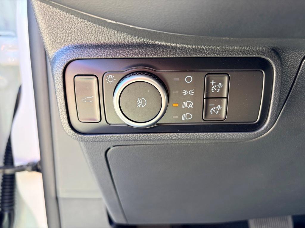 new 2025 Ford Explorer car, priced at $46,465