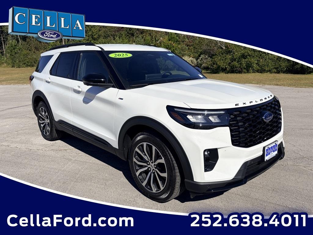 new 2025 Ford Explorer car, priced at $46,465