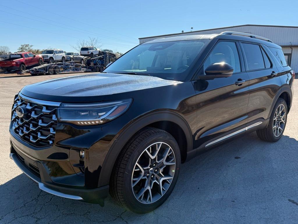 new 2025 Ford Explorer car, priced at $58,960