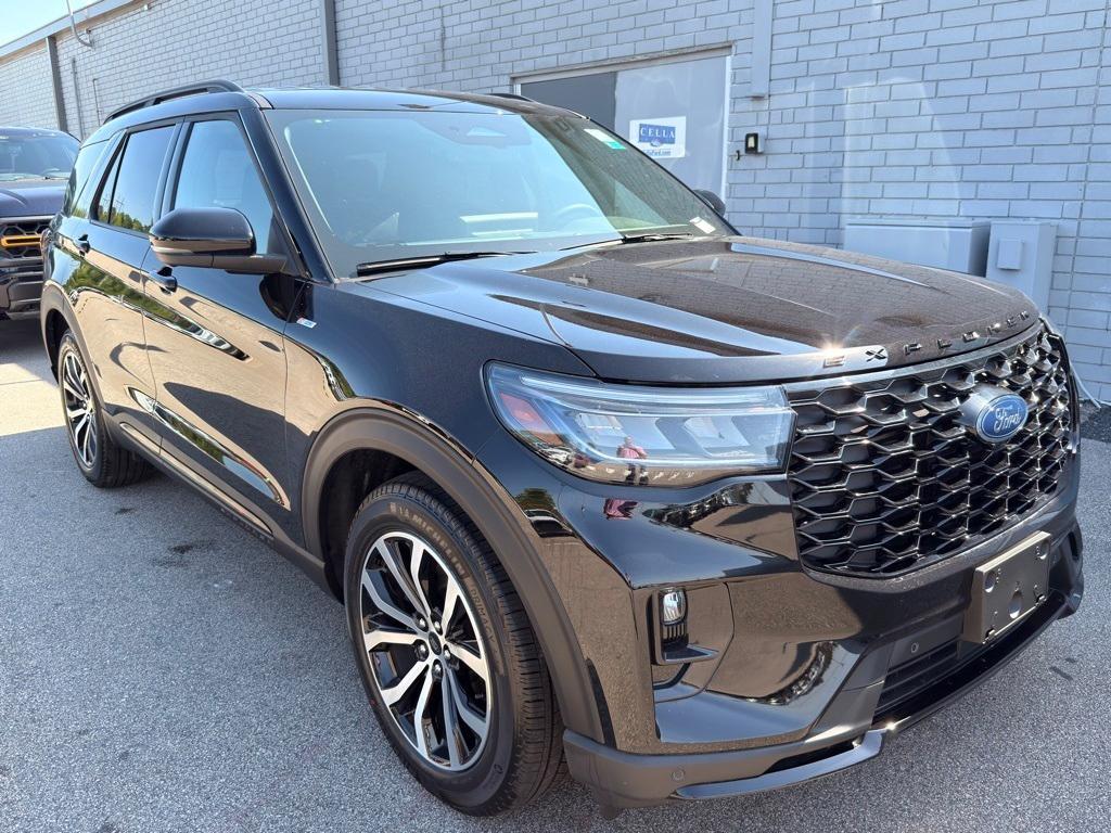 new 2025 Ford Explorer car, priced at $49,345